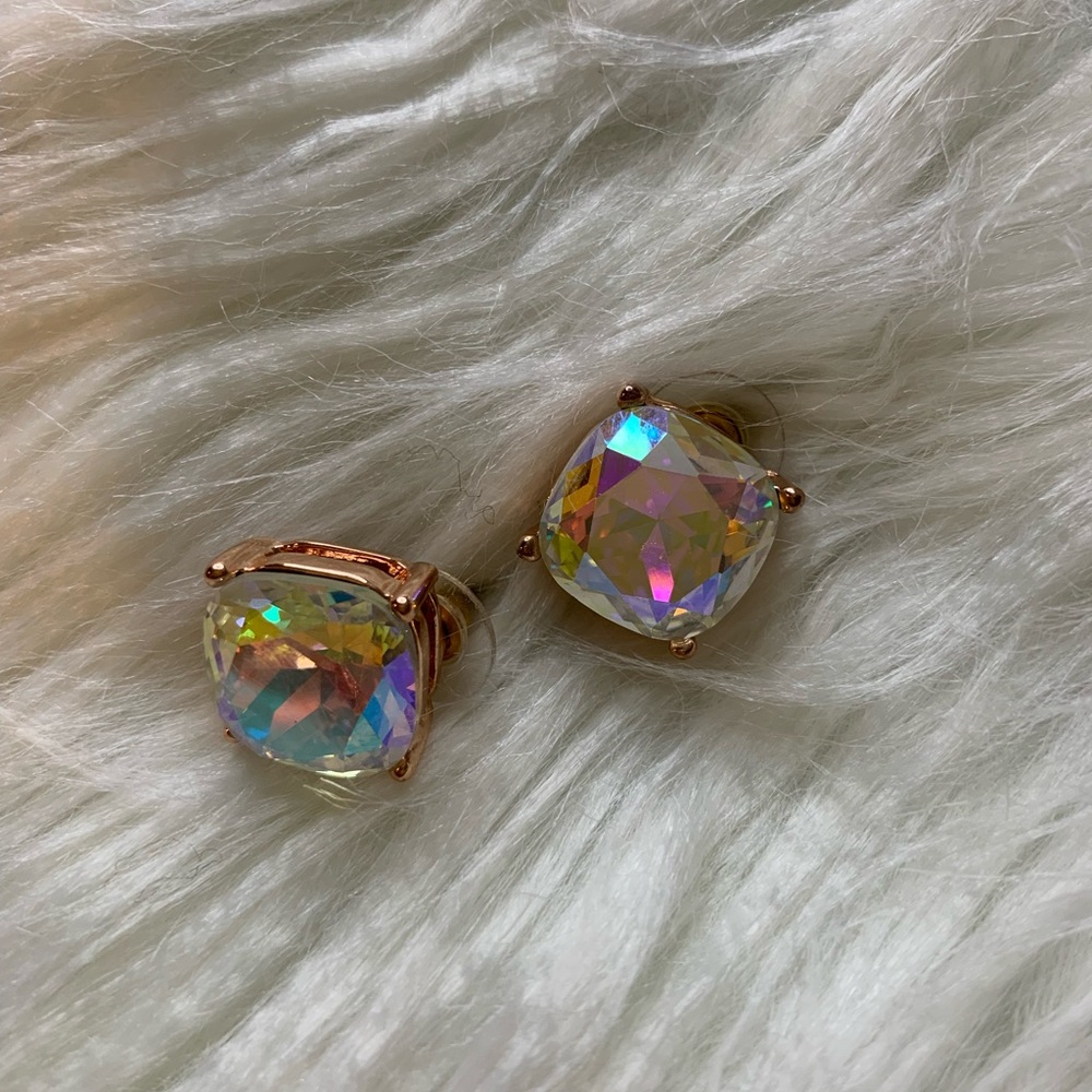 Earring studs- drozzy